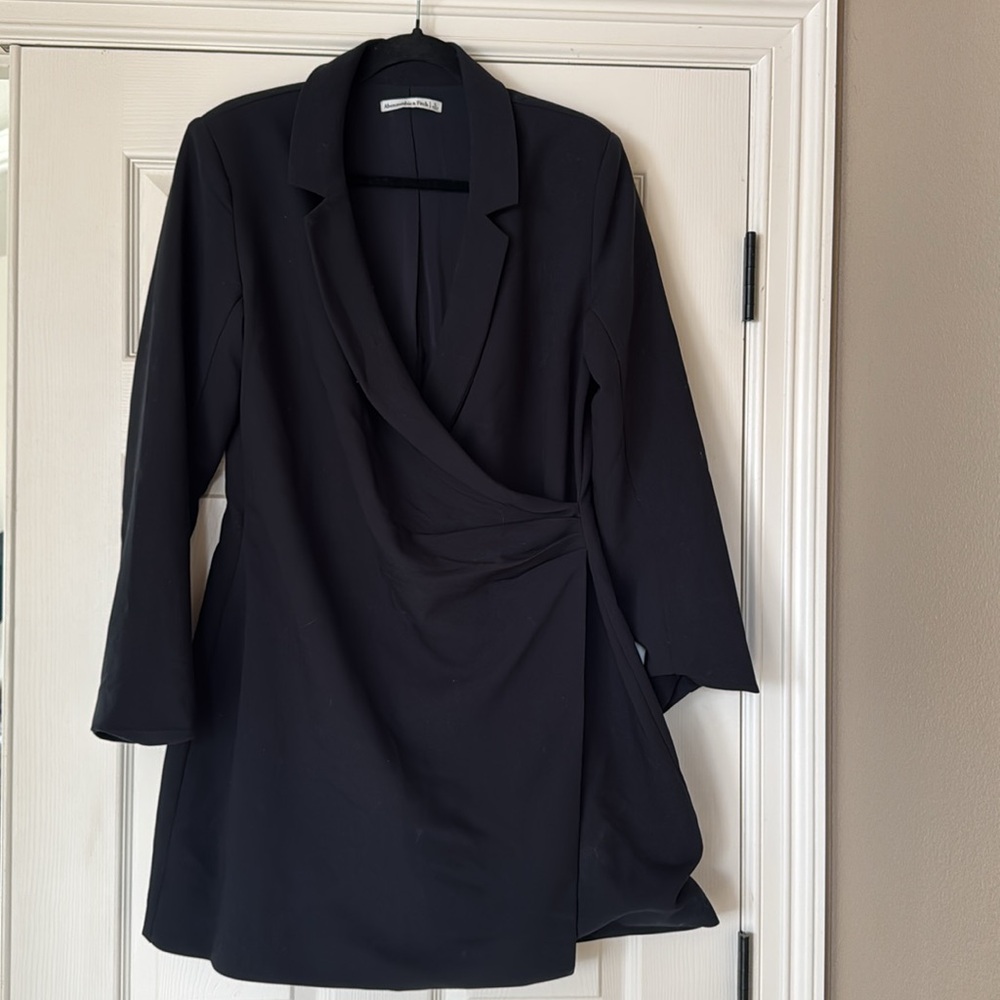 Abercrombie & Fitch Black Long Sleeve Dress